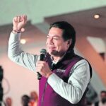 Se confrontan Delgado y Ebrard por encuesta