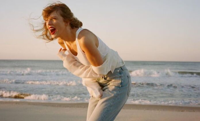Taylor Swift lanza "1989 (Taylor's Version)", su álbum con 21 canciones regrabadas