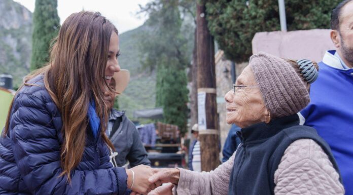 Se reúne Libia Dennise con panistas en Santa Catarina y Atarjea