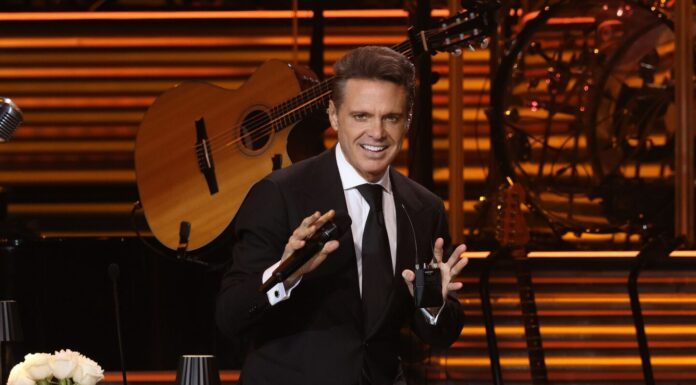 Inicia PROFECO demanda colectiva ante fallido concierto de Luis Miguel