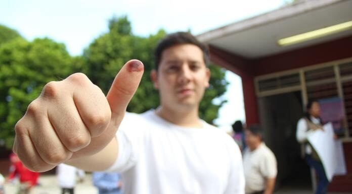 Pide rectora de UG incentivar el voto joven