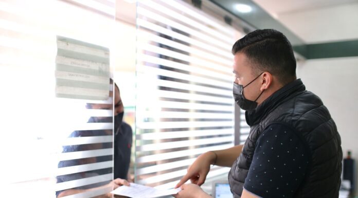 ¿Trabajas por tu cuenta? También puedes afiliarte al IMSS