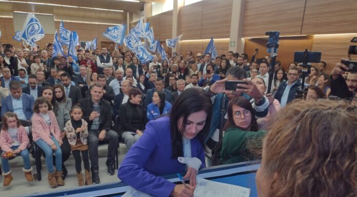 Se registra Ale Gutiérrez como precandidata del PAN a la alcaldía de León