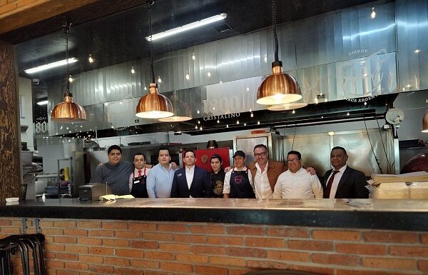 Reconoce Manuel Bribiesca trabajo de Ale Gutiérrez frente al gobierno de León