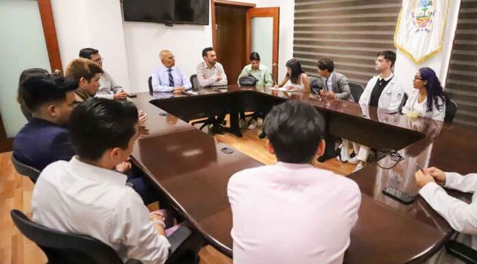 Gobierno municipal de Celaya dará seguimiento a peticiones de estudiantes de la ULM Gobierno municipal de Celaya dará seguimiento a peticiones de estudiantes de la ULM