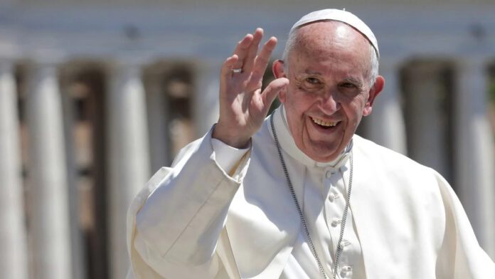 Muerte de Benedicto XVI y el futuro del Papa Francisco marcaron el 2023 de la Iglesia católica