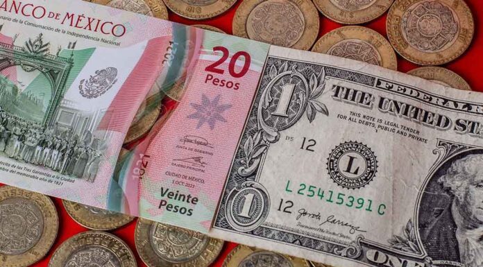 Peso cae y BMV avanza, en espera de anuncios de Banxico y la Fed Peso cae y BMV avanza, en espera de anuncios de Banxico y la Fed