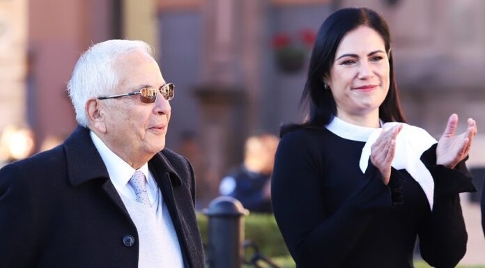 Reconocen labor de Dr. Primo Quiroz a favor de León