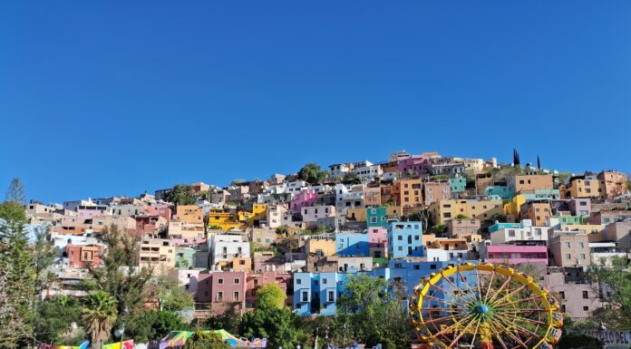 Celebran Reyes Magos con juegos mecánicos gratis en la Capital