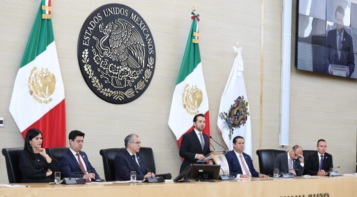 Conmemora Guanajuato bicentenario de adhesión al federalismo