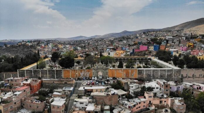 Invierte municipio de la capital en mejorar acceso al Panteón