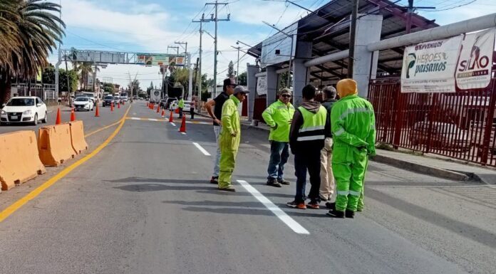 Silao mejora señalética vial