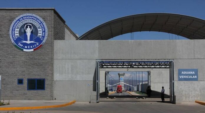 Detienen a policía estatal por actividades ilícitas; estaba adscrito en Celaya