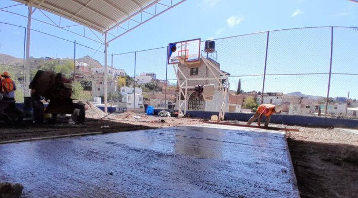 Rehabilitan cancha multideportiva en la Capital