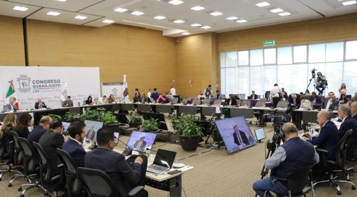 Inicia Glosa por el Sexto Informe de Gobierno en Guanajuato