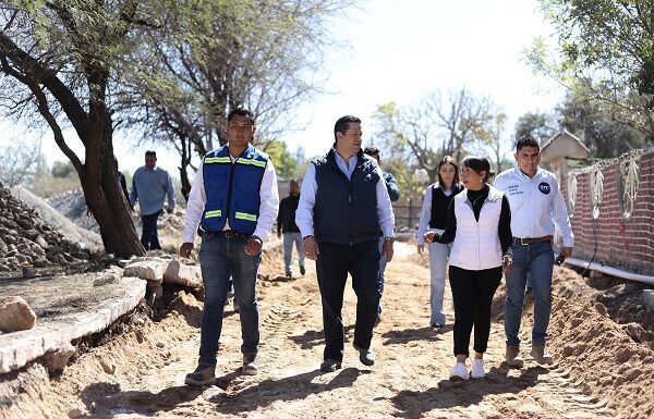 Supervisa Diego Sinhue obra social por 100 MDP en Romita