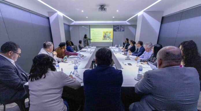 Especialistas en Desarrollo Social piden más atención a grupos vulnerables.