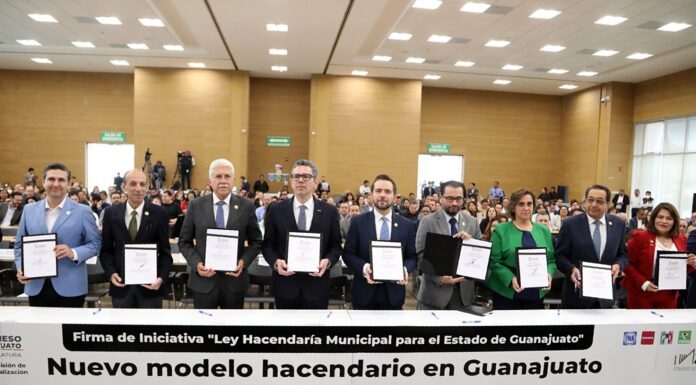 Suscriben una iniciativa para crear nueva Ley Hacendaria Municipal