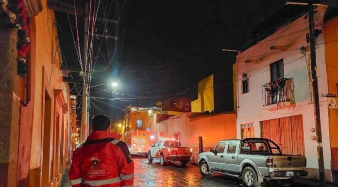 Atienden en San Miguel de Allende incendio en una boda