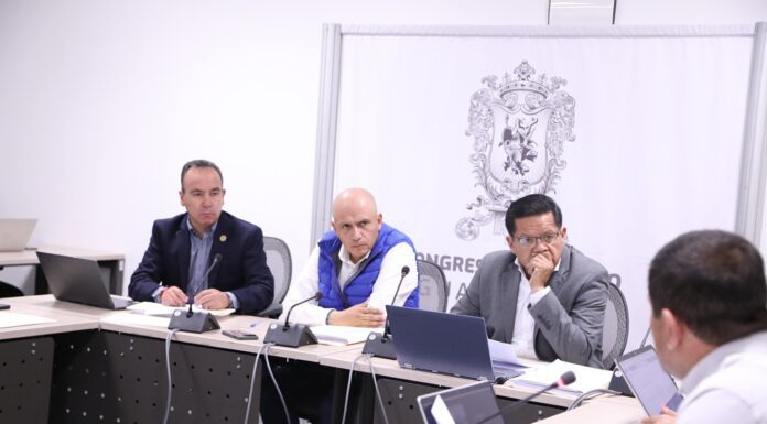 Concluye análisis de cinco iniciativas en materia de movilidad