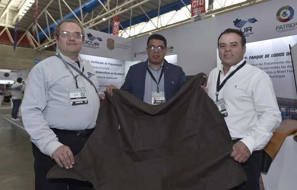 Presenta UG su progrma académico sobre curtiduría