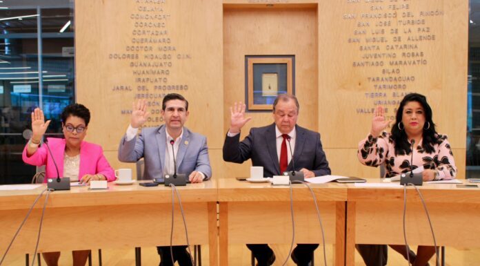 Avanzan iniciativas de MORENA en materia de infancias y adultos mayores