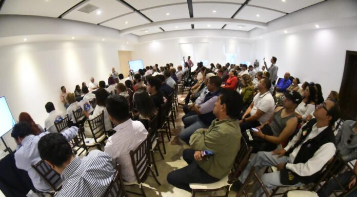 Convoca Samantha Smith a panel de expertos en prevención del delito