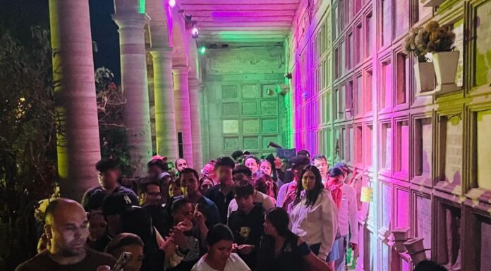 Más de mil personas visitaron el nuevo Panteón de Santa Paula en la capital