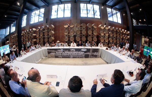 Reconoce Diego Sinhue fortaleza del sector agroalimentario en Guanajuatoo