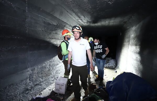 Encabeza Jorge Jiménez Lona limpieza en el Malecón del Río