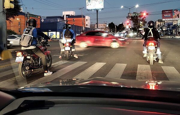 Establecerán mesa de diálogo para escuchar a motociclistas