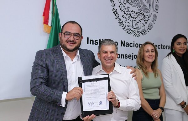 Kikis Magaña y Ricardo Sheffield reciben acta de mayoría