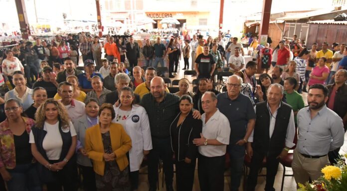 Comerciantes de Silao respaldan trabajo de Carlos García