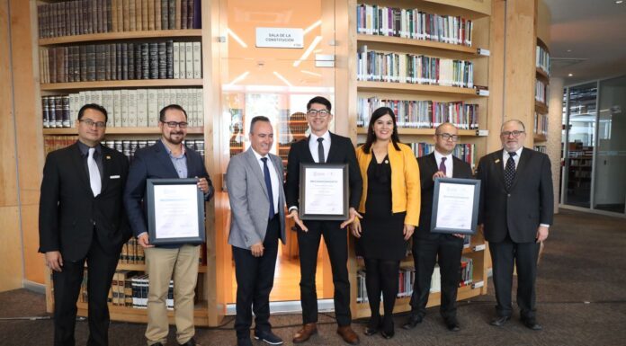 Premian a ganadores de ensayo de Investigación Legislativa