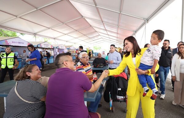 Inaugura Ale Gutiérrez Feria de Verano 2024