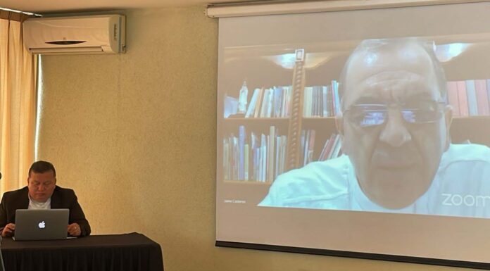 Arzobispo de León llega con ánimos de escuchar a ciudadanos