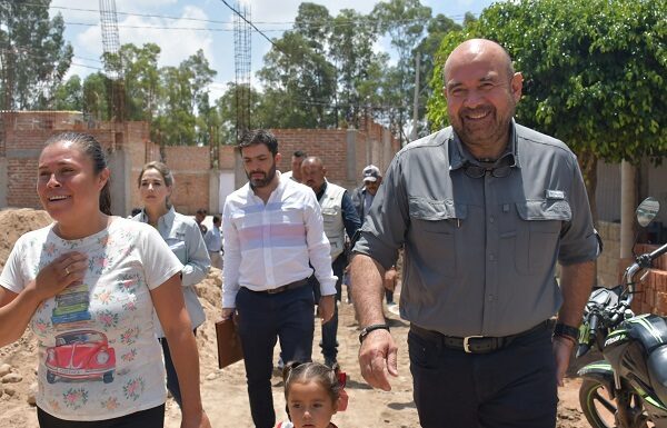 Ninguna comunidad se ha quedado sin obra pública: Carlos García