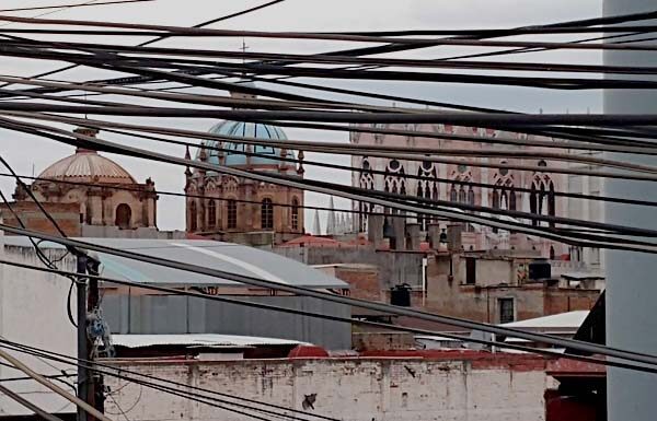 Utilidades de CFE irán a generar luz