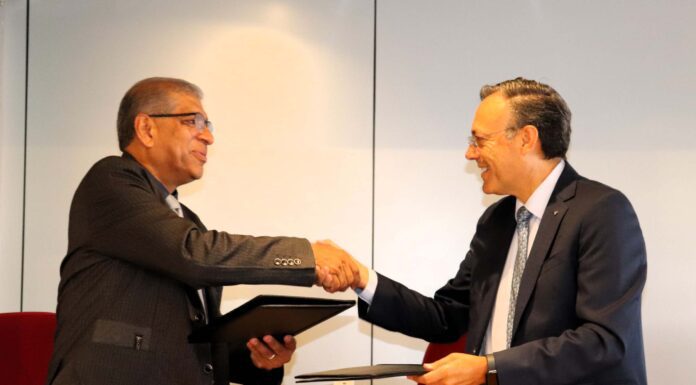 Firman alianza Universidad La Salle y CMIC