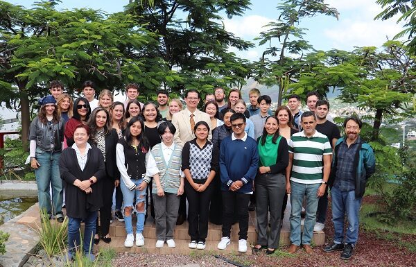 Recibe Universidad de Guanajuato a estudiantes de programa Movilidad Educativa