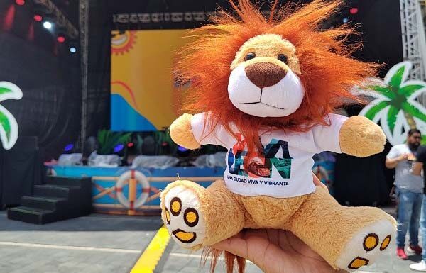 Invita presidencia de León a las actividades de verano