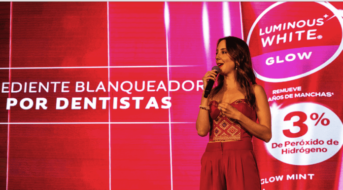 Colgate Luminous White logra sonrisas espectaculares