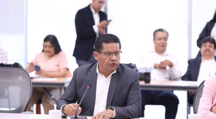 Presenta Rolando Alcántar iniciativa para mejorar transporte público