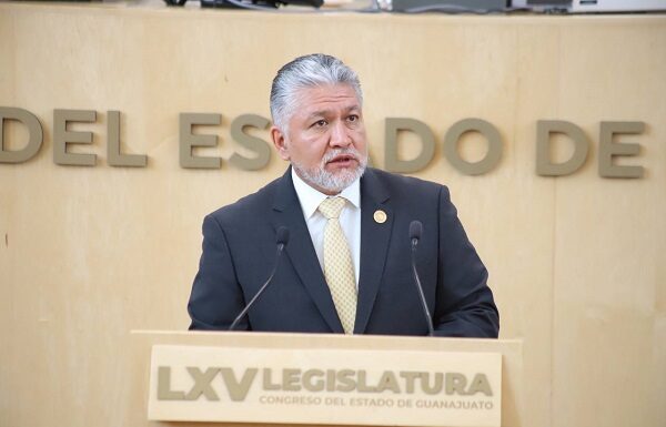 Federación Mexicana de Diabetes reconoce labor de diputado Alejandro Arias