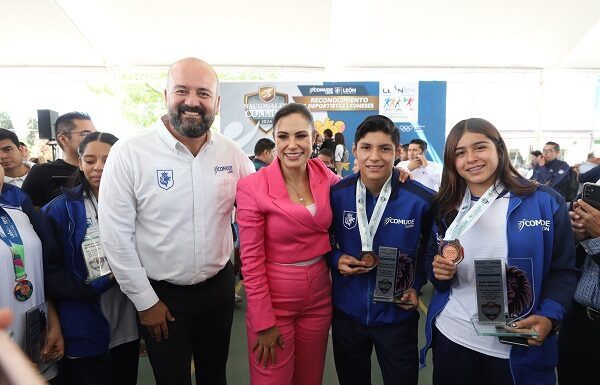 Reconoce Ale Gutiérrez a medallistas en Children’s Games