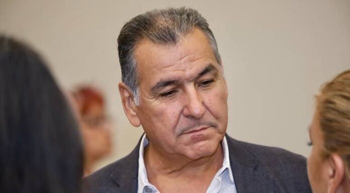 Truena dirigente empresarial contra política partidista; “es un mugrero”, dice