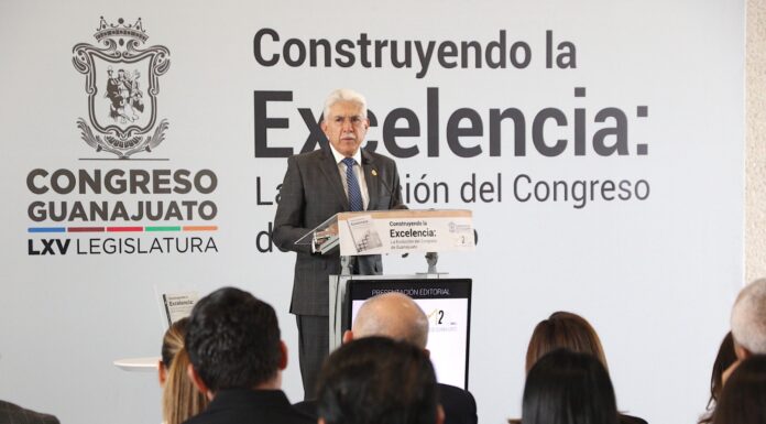 Presentan libro “Construyendo la Excelencia: La evolución del Congreso de Guanajuato”