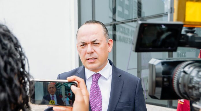 Analizan iniciativa del PAN-PRD contra la extorsión