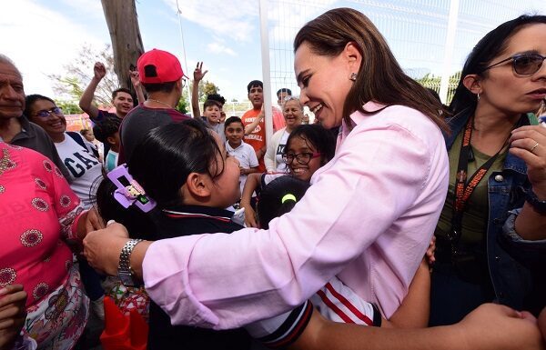 Entregan equipo de limpieza para parques en colonias de Irapuato