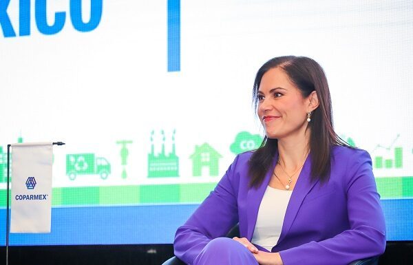 León es ejemplo nacional en gestión y abastecimiento de agua: Ale Gutiérrez